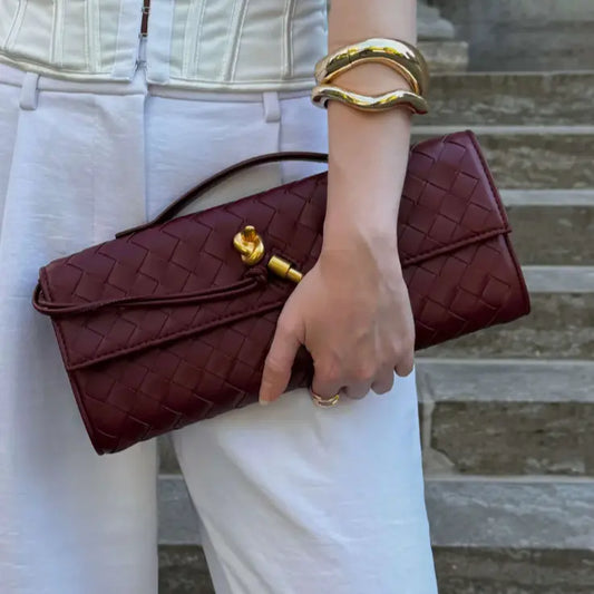 Lítil Vefnaðar Clutch Taska – Stílhrein og Fullkomin fyrir Léttar Útfarir Snjall Tæki